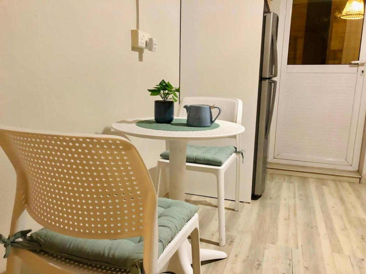 Ibiza Apartment - 150M From The Beach Flic-en-Flacq Buitenkant foto