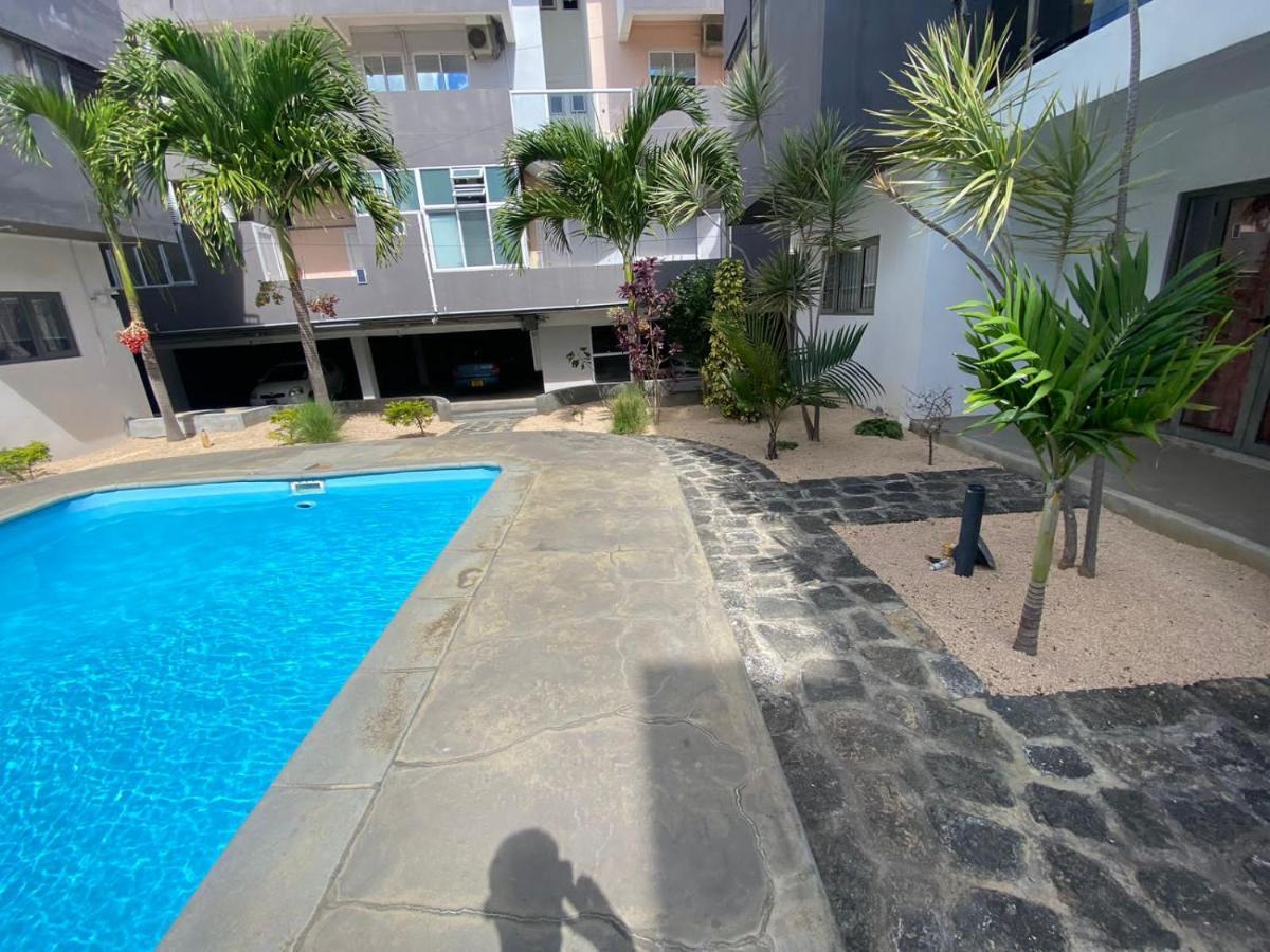 Ibiza Apartment - 150M From The Beach Flic-en-Flacq Buitenkant foto